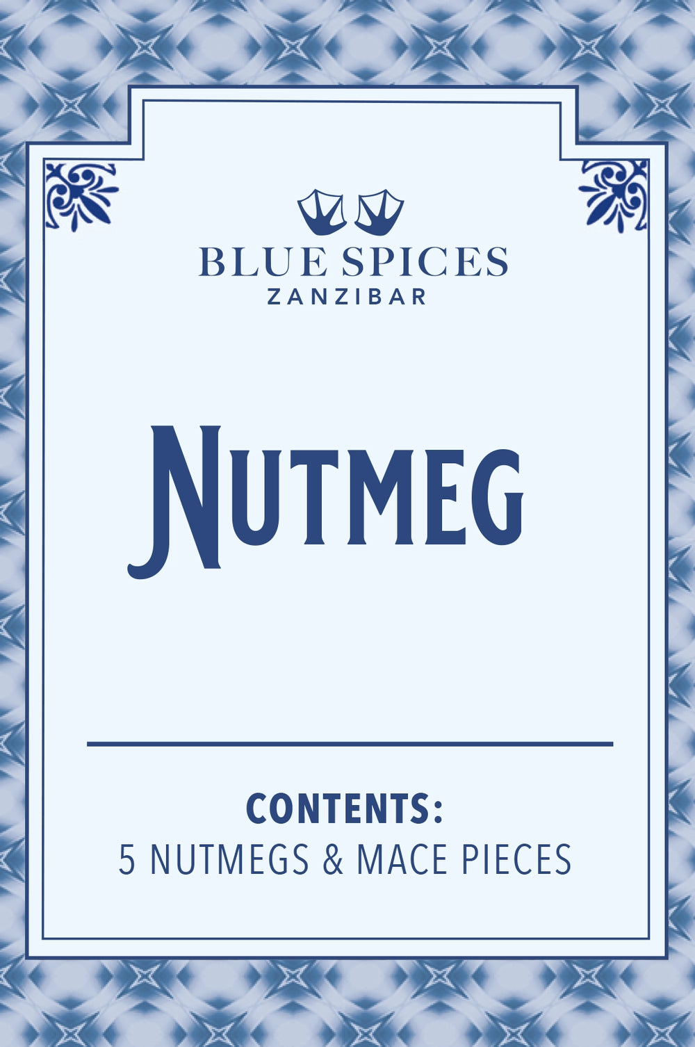 Nutmeg and pieces of mace (whole)